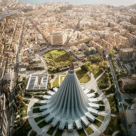 Ama Casa Siracusa بيت ضيافة 4*