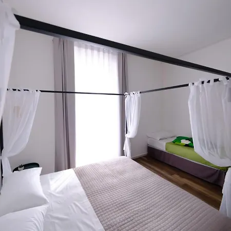 Ama Casa Siracusa 4* سيراكوزا